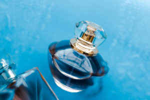 Najlepsze tanie perfumy damskie – jakie kupić?