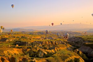 Co przyciąga turystów do Pamukkale w Turcji